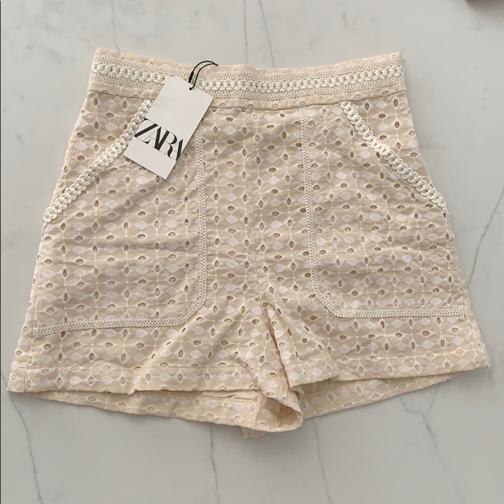 Zara Eyelet Embroidered Shorts SS21